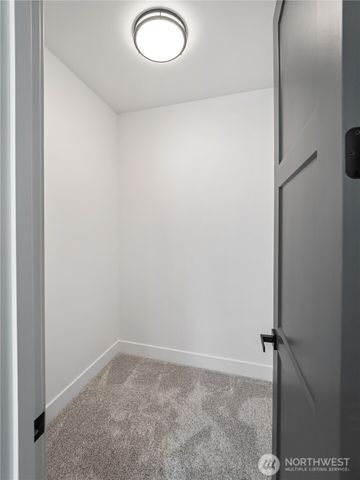 123 S McNeely Street, Buckley, WA 98321