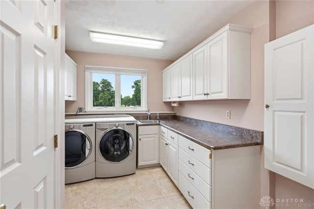 5417 Spice Bush, Centerville, OH 45429