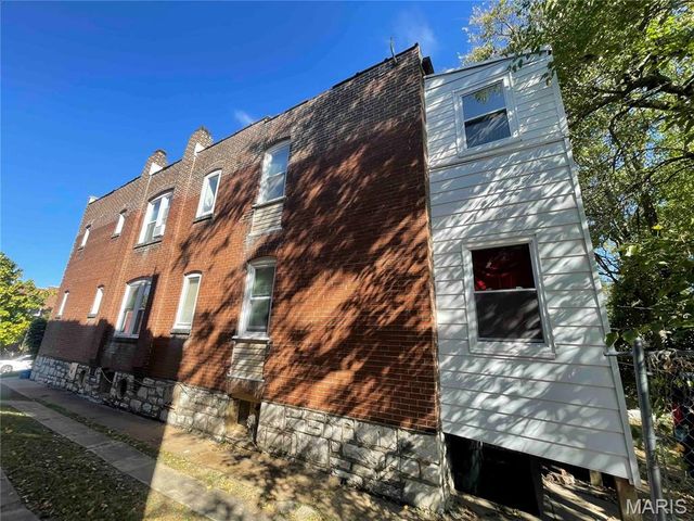 3720 Winnebago Street, St Louis, MO 63116