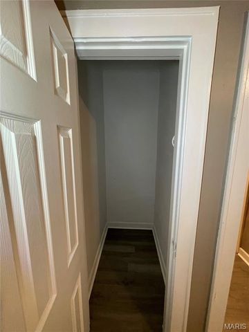 3720 Winnebago Street, St Louis, MO 63116