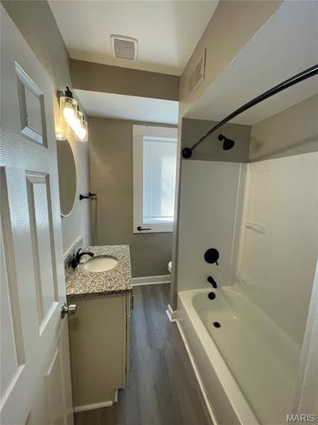 3720 Winnebago Street, St Louis, MO 63116