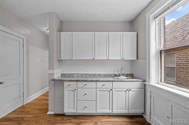 3720 Winnebago Street, St Louis, MO 63116