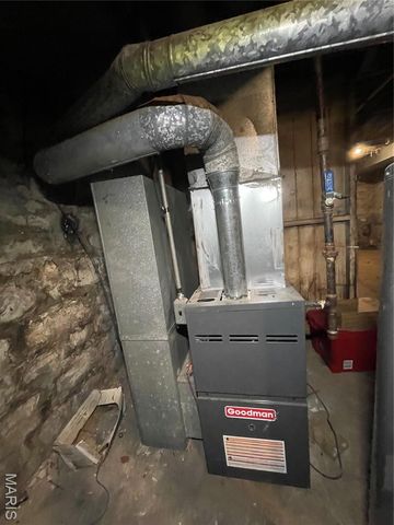 3720 Winnebago Street, St Louis, MO 63116