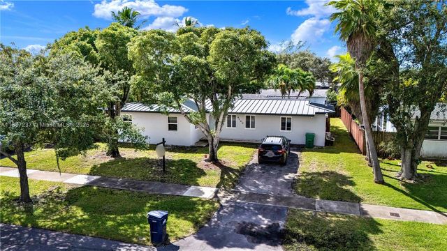 8780 SW 200th St, Cutler Bay, FL 33157