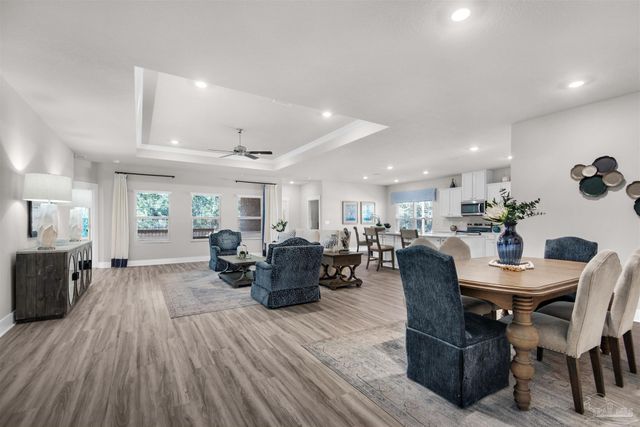 3420 Crossvine Rd, Cantonment, FL 32533