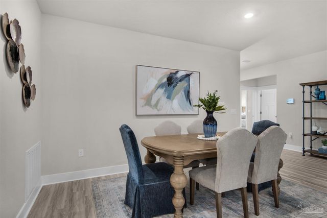 3420 Crossvine Rd, Cantonment, FL 32533