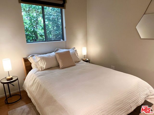 8735 Dorrington Avenue, West Hollywood, CA 90048