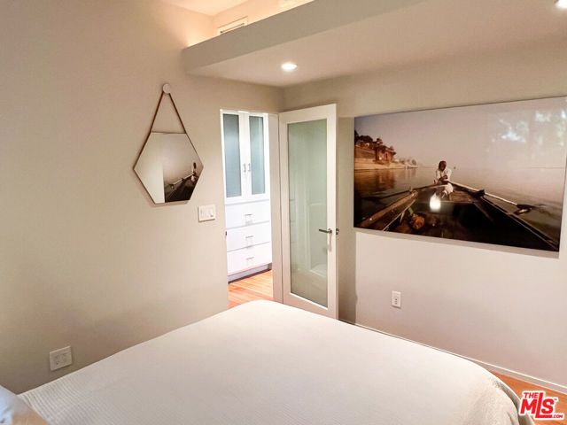 8735 Dorrington Avenue, West Hollywood, CA 90048