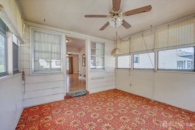 12 Dixon Drive, Woodbridge Proper, NJ 07095