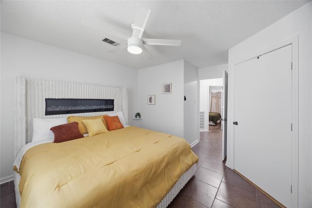 1715 Brewster Street, Houston, TX 77020