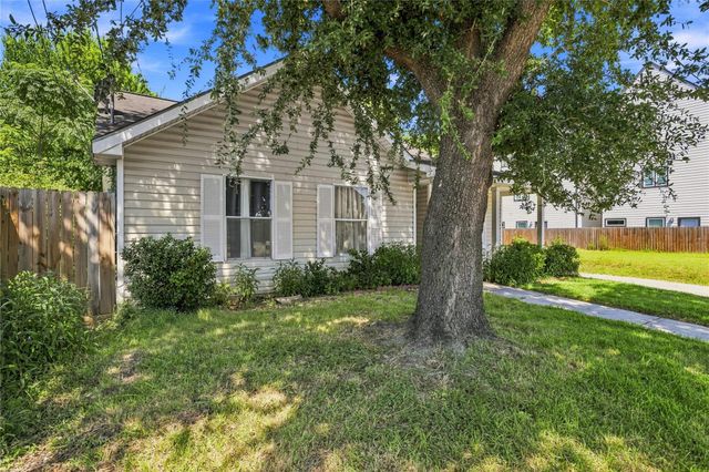 1715 Brewster Street, Houston, TX 77020