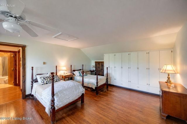 2305 Reuben Smith Rd, Loretto, KY 40037