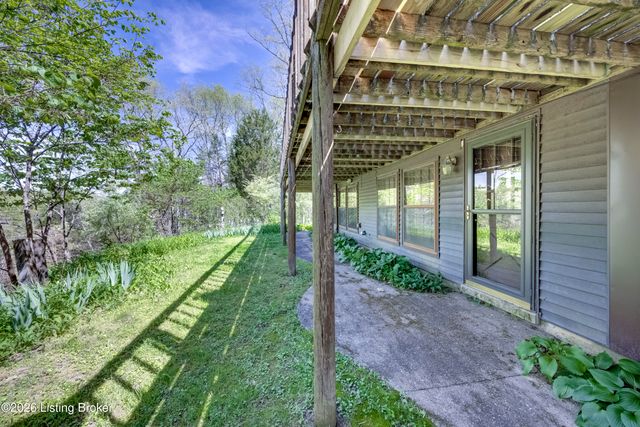 2305 Reuben Smith Rd, Loretto, KY 40037