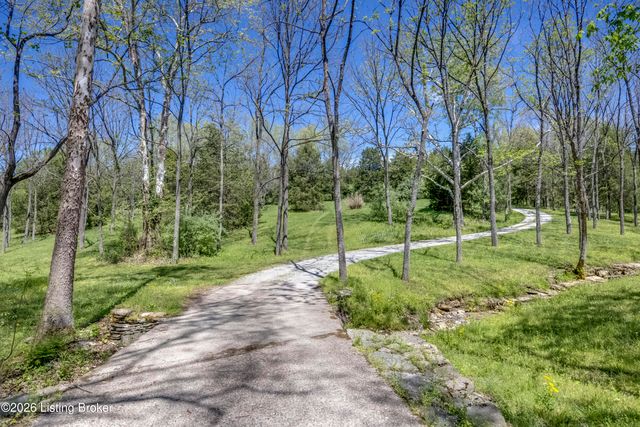 2305 Reuben Smith Rd, Loretto, KY 40037