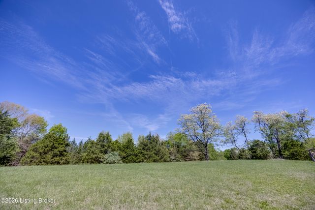 2305 Reuben Smith Rd, Loretto, KY 40037
