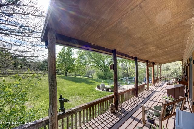 2305 Reuben Smith Rd, Loretto, KY 40037