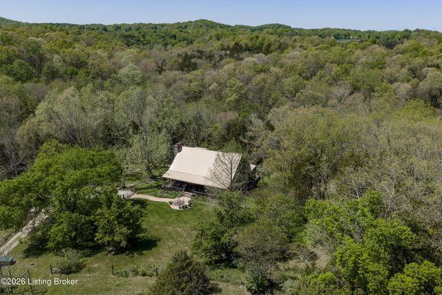 2305 Reuben Smith Rd, Loretto, KY 40037