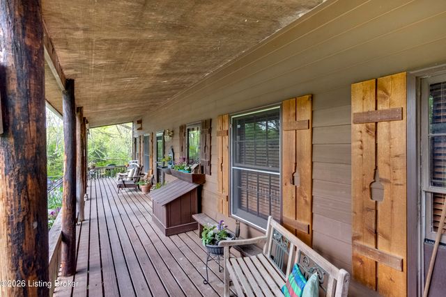 2305 Reuben Smith Rd, Loretto, KY 40037