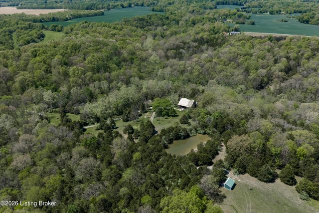 2305 Reuben Smith Rd, Loretto, KY 40037