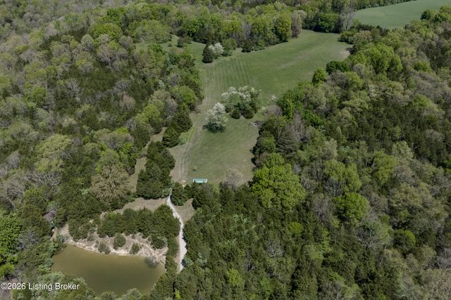 2305 Reuben Smith Rd, Loretto, KY 40037