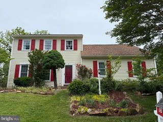 9 WETHERBURN DRIVE, Downingtown, PA 19335