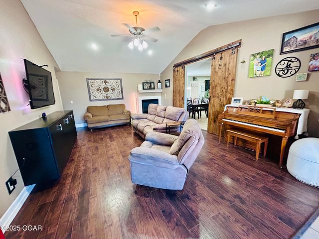 3001 S Michigan Avenue, Joplin, MO 64804