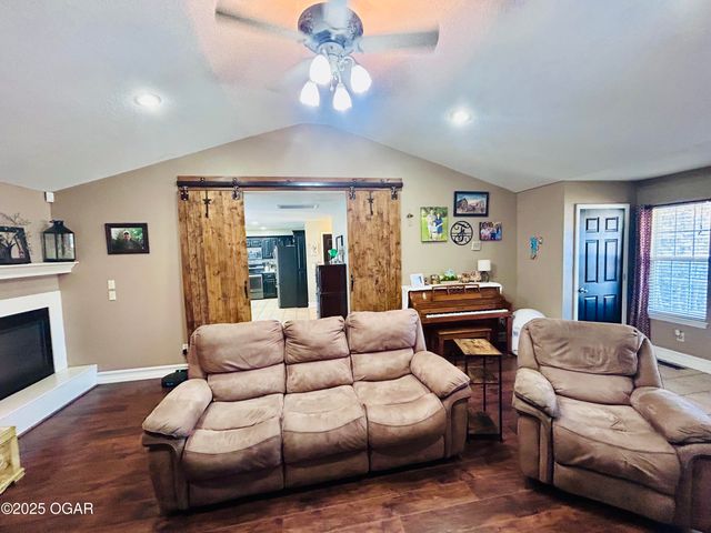 3001 S Michigan Avenue, Joplin, MO 64804