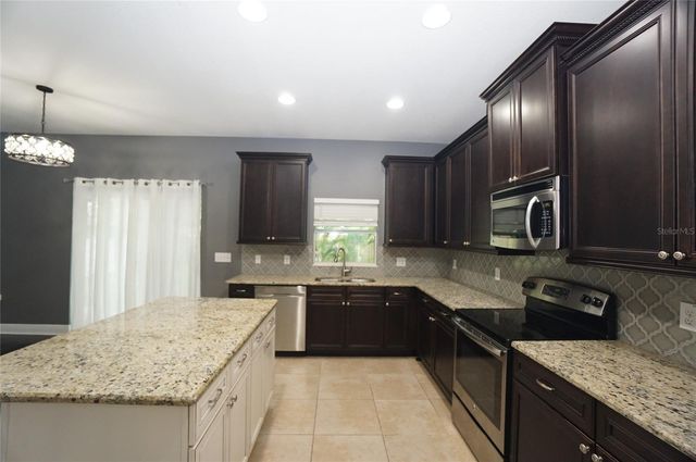 7303 S SHAMROCK ROAD, Tampa, FL 33616