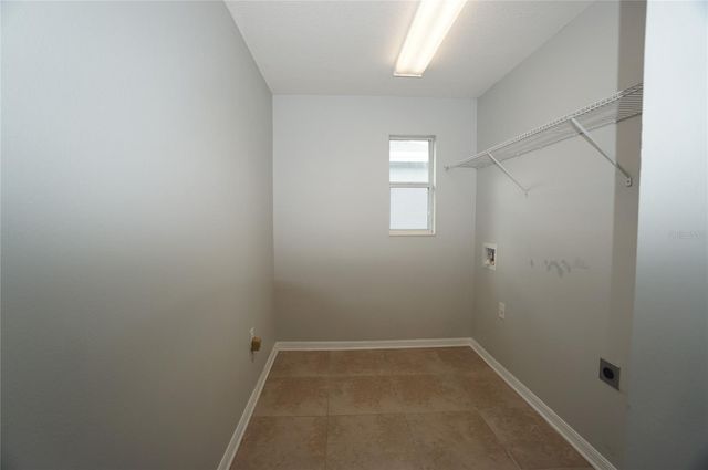 7303 S SHAMROCK ROAD, Tampa, FL 33616