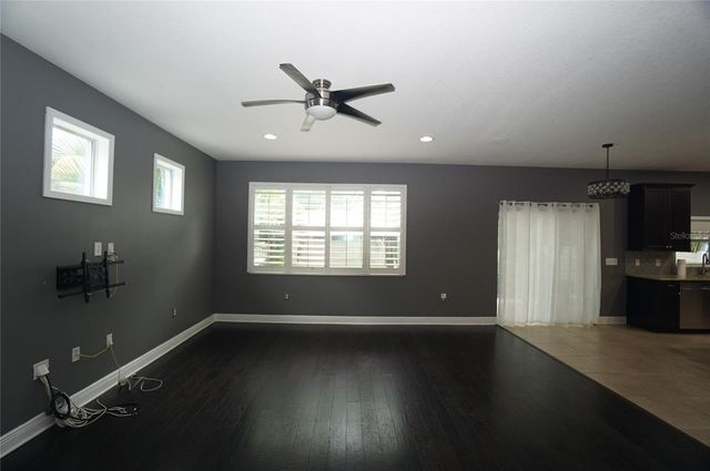 7303 S SHAMROCK ROAD, Tampa, FL 33616