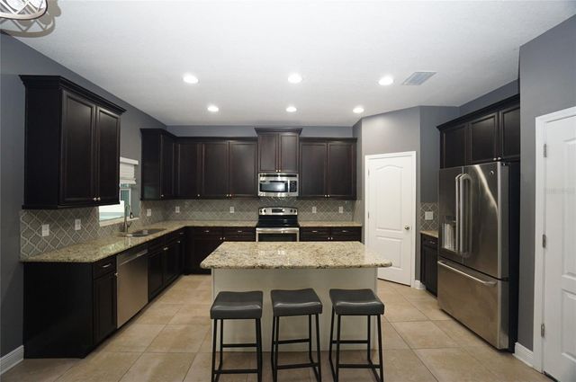 7303 S SHAMROCK ROAD, Tampa, FL 33616