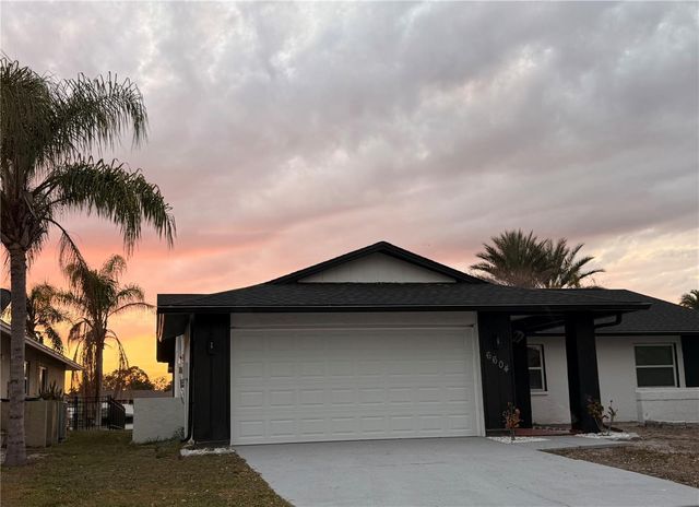 6604 RANGER DRIVE, Tampa, FL 33615