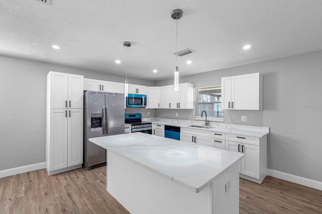 6604 RANGER DRIVE, Tampa, FL 33615