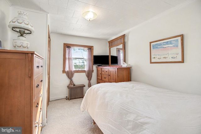 169 W WESTON PL, Shenandoah, PA 17976