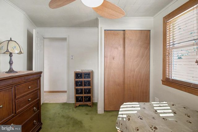 169 W WESTON PL, Shenandoah, PA 17976