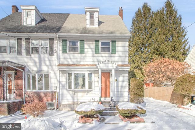 169 W WESTON PL, Shenandoah, PA 17976