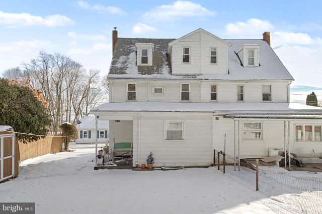 169 W WESTON PL, Shenandoah, PA 17976