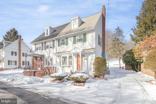 169 W WESTON PL, Shenandoah, PA 17976