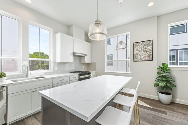 2706 Grand Fountains Drive C, Houston, TX 77054