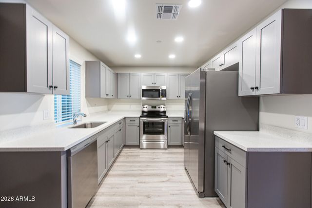 3644 E McDowell Road 101, Phoenix, AZ 85008