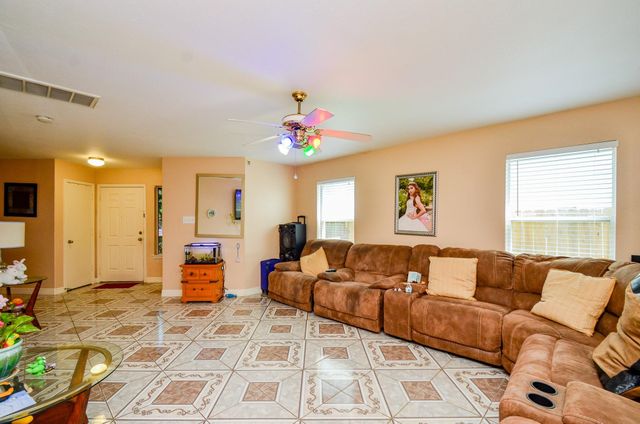 6039 Lark Haven Lane, Houston, TX 77085