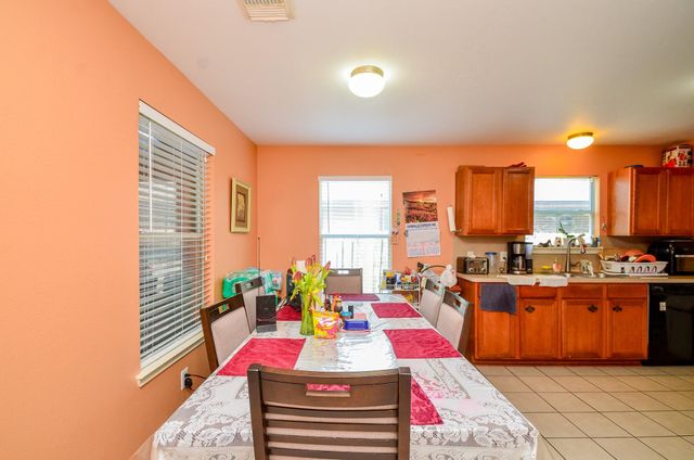 6039 Lark Haven Lane, Houston, TX 77085