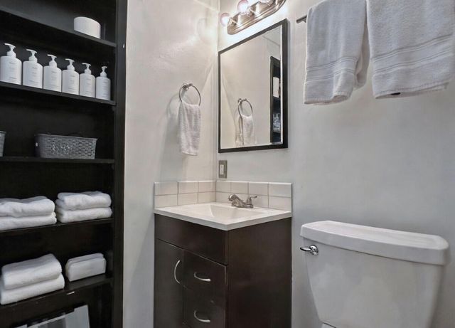 525 NE 27th Street, Wilton Manors, FL 33334