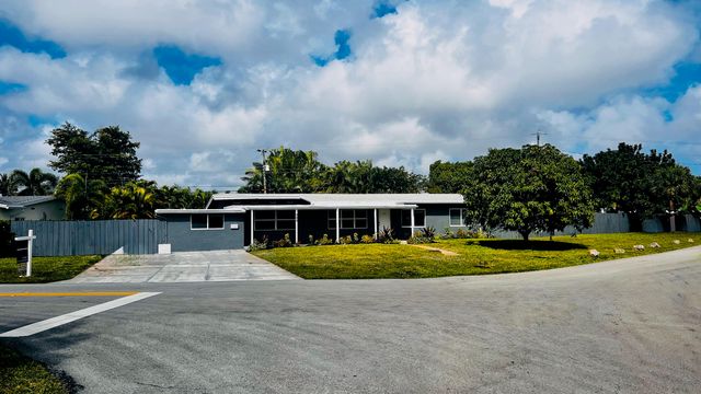 525 NE 27th Street, Wilton Manors, FL 33334