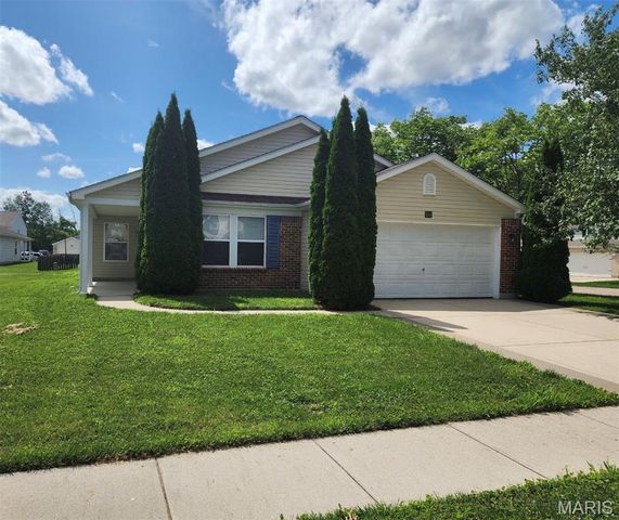 641 Fallen Timber Lane, Mascoutah, IL 62258