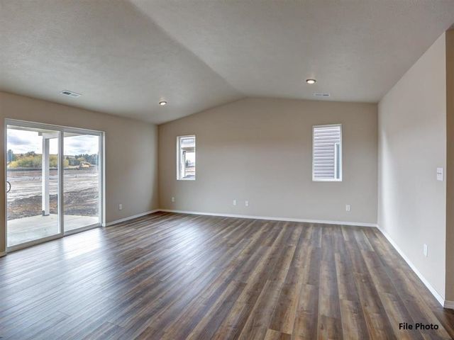 13413 E Olive Ln, Spokane Valley, WA 99216