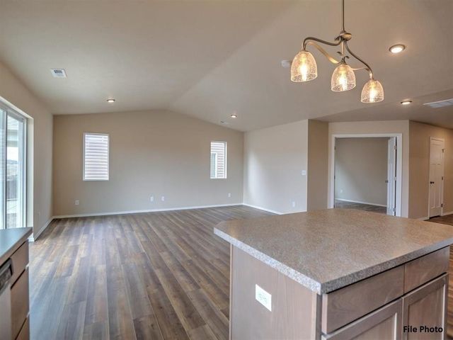 13413 E Olive Ln, Spokane Valley, WA 99216