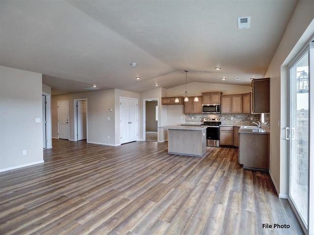 13413 E Olive Ln, Spokane Valley, WA 99216