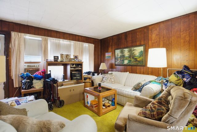 71 Cupheag Crescent, Stratford, CT 06614