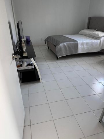 9272 SW 3rd Street 411, Boca Raton, FL 33428